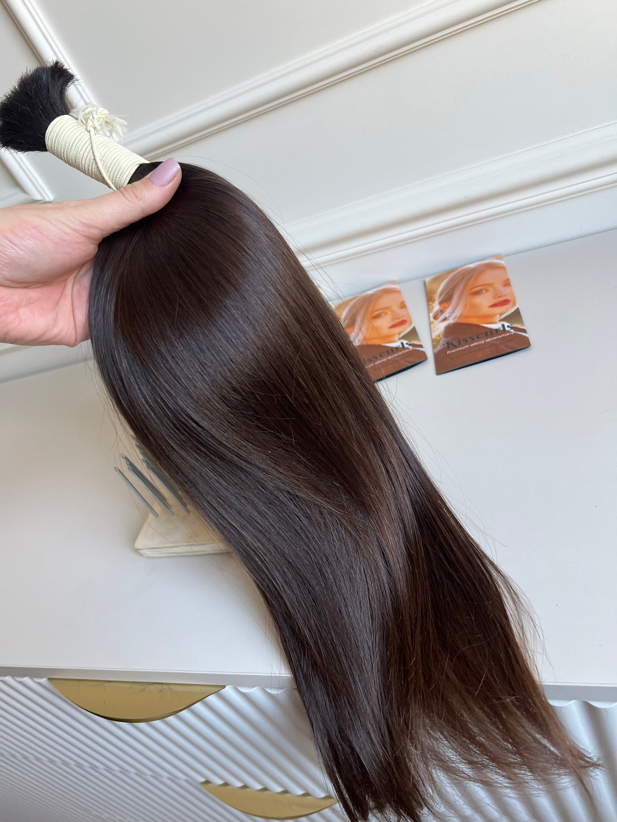 Virgin human hair bundle, undyed, single-donor, dark brown, 52 cm, 100 g