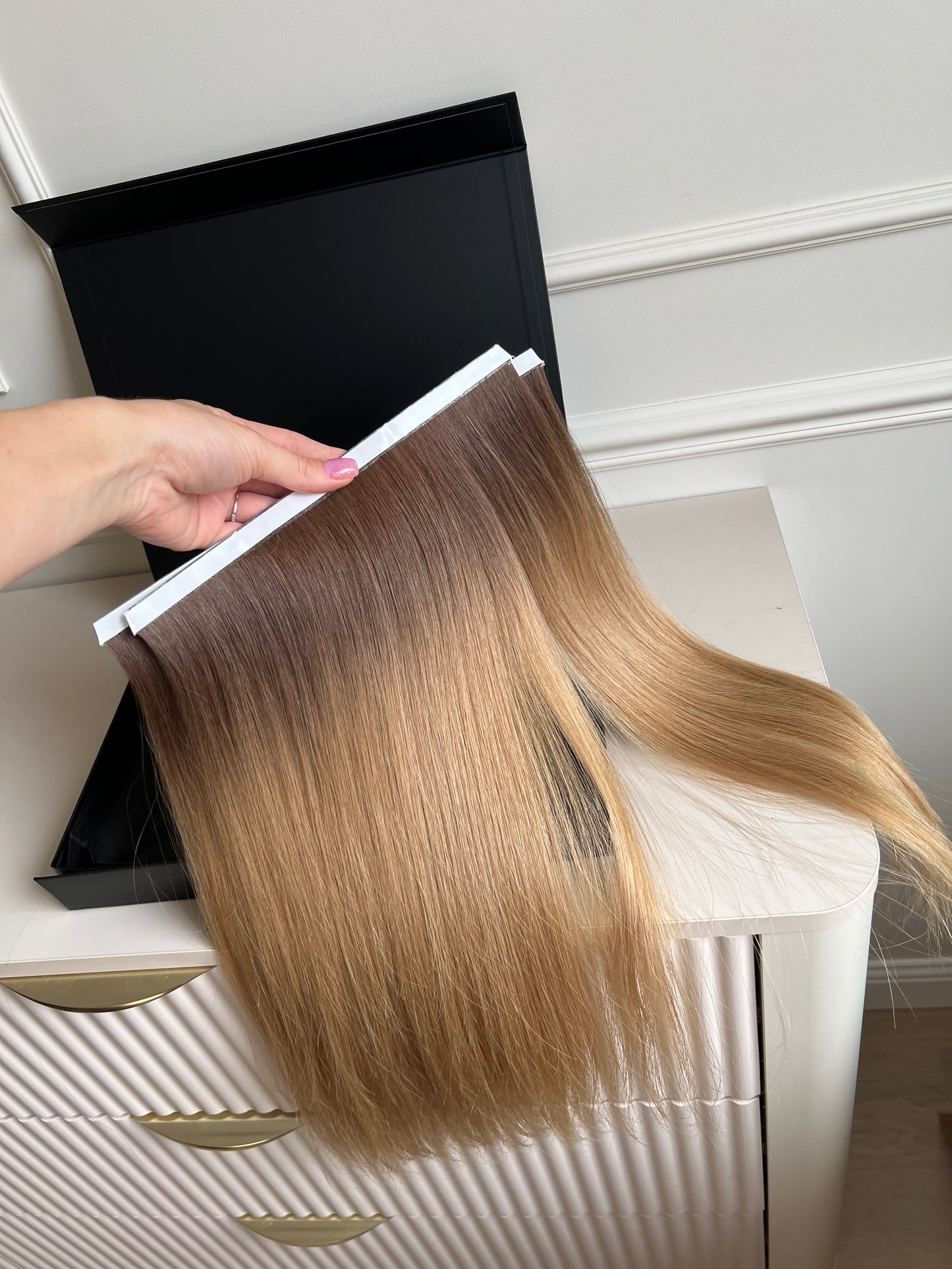 Włosy doczepiane słowiańskie biotaśmy 49 cm 97 g Ombre ciemny Blond