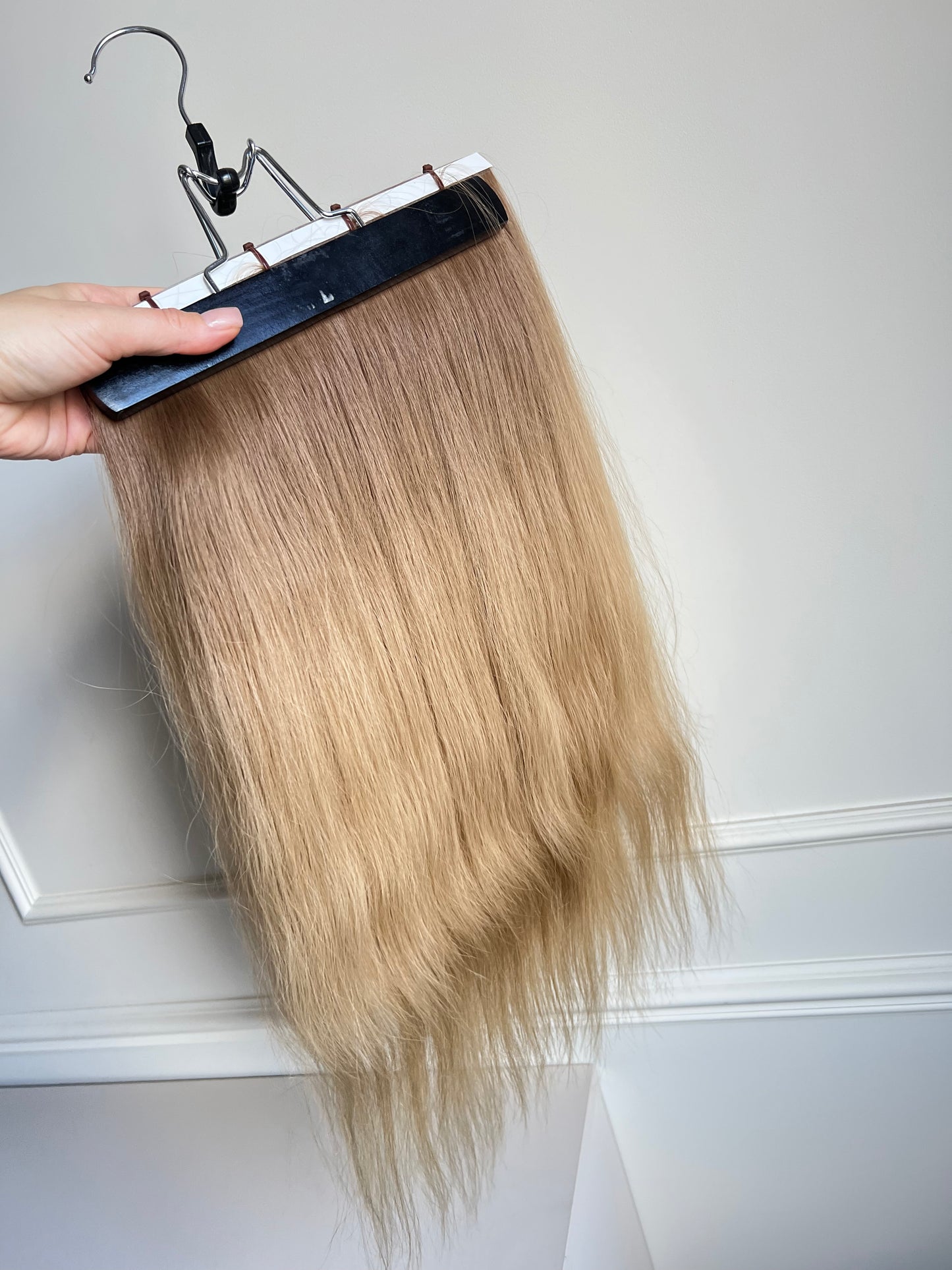 Włosy doczepiane słowiańskie biotaśmy 52 cm 75 g ombre ciemny Blond