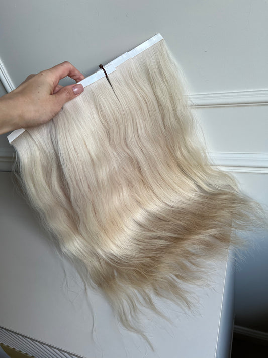 Doczepiane włosy naturalne lekko falowane 117 g 48 cm Bio taśmy