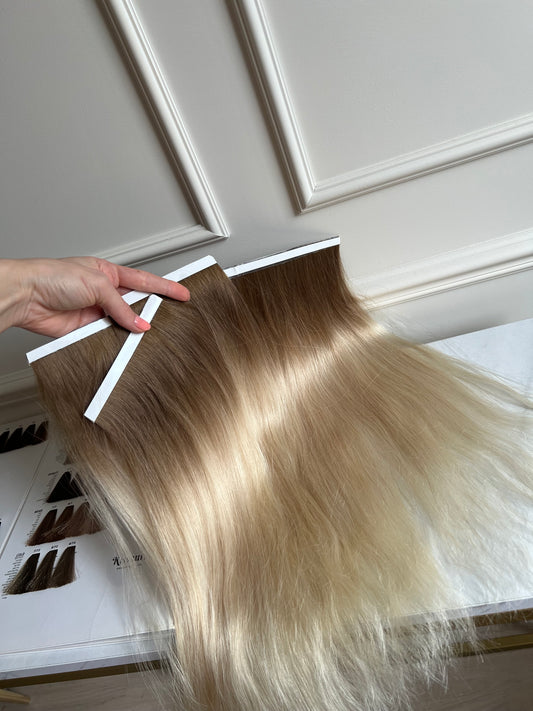 Włosy Naturalne lekko falowane Blond ombre 46 cm 105 g