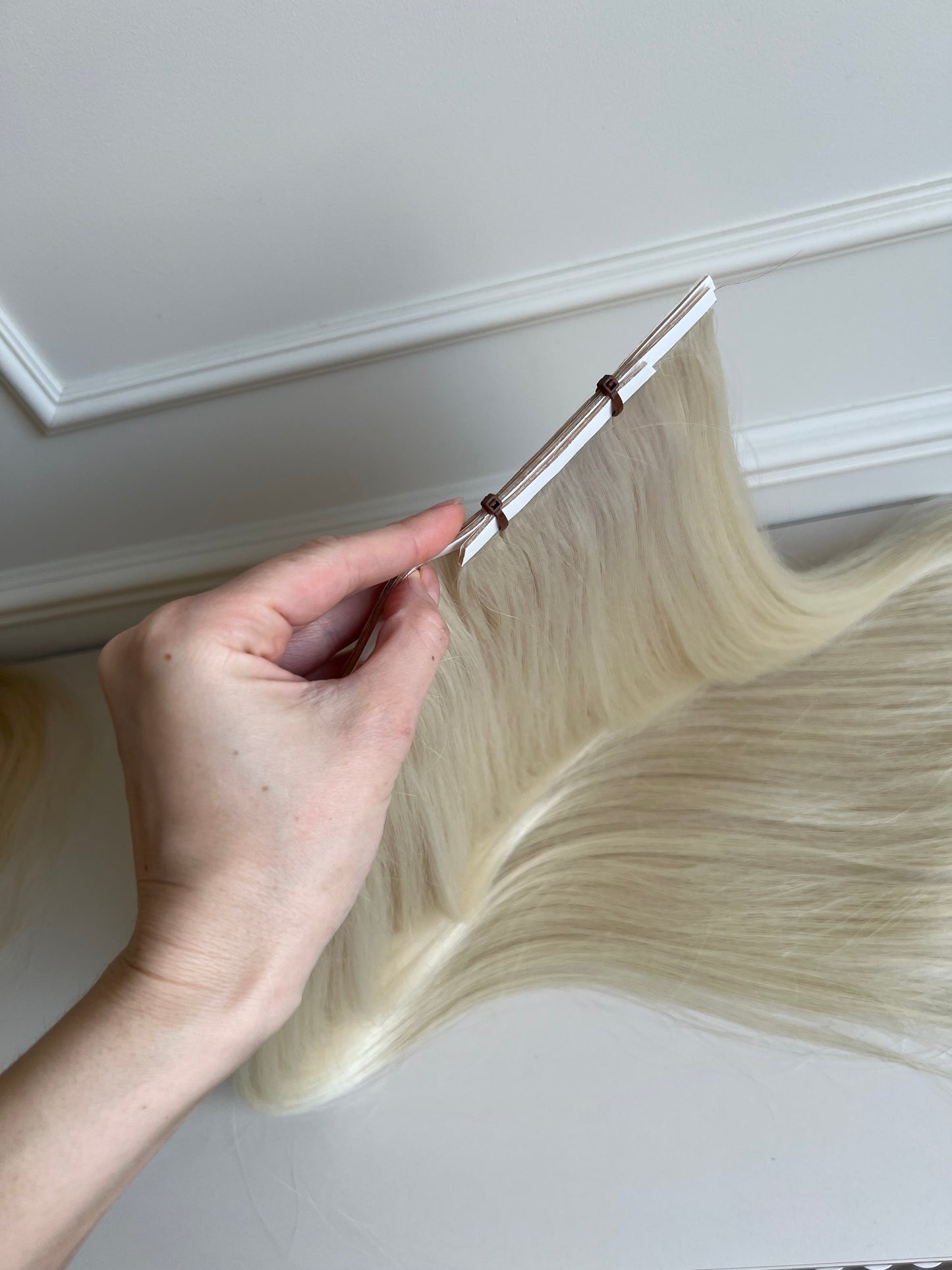 Włosy doczepiane jasny Blond Bio taśmy 145 g 57 cm