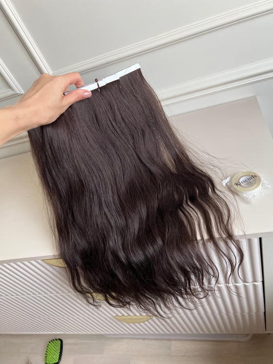Włosy dziewicze nie farbowane falowane 124 g 53 cm ciemny Brąz