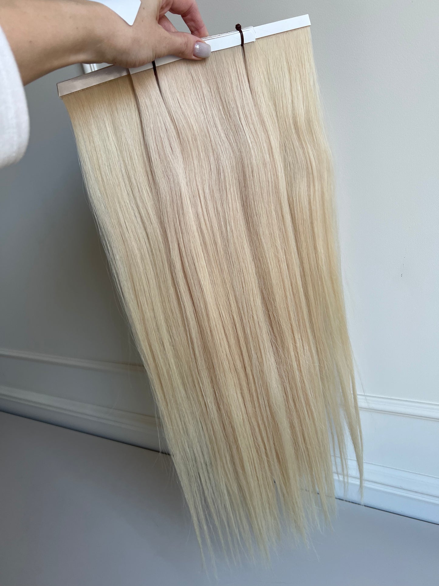 Włosy naturalne doczepiane 137 g 62 cm biotaśmy 4szt