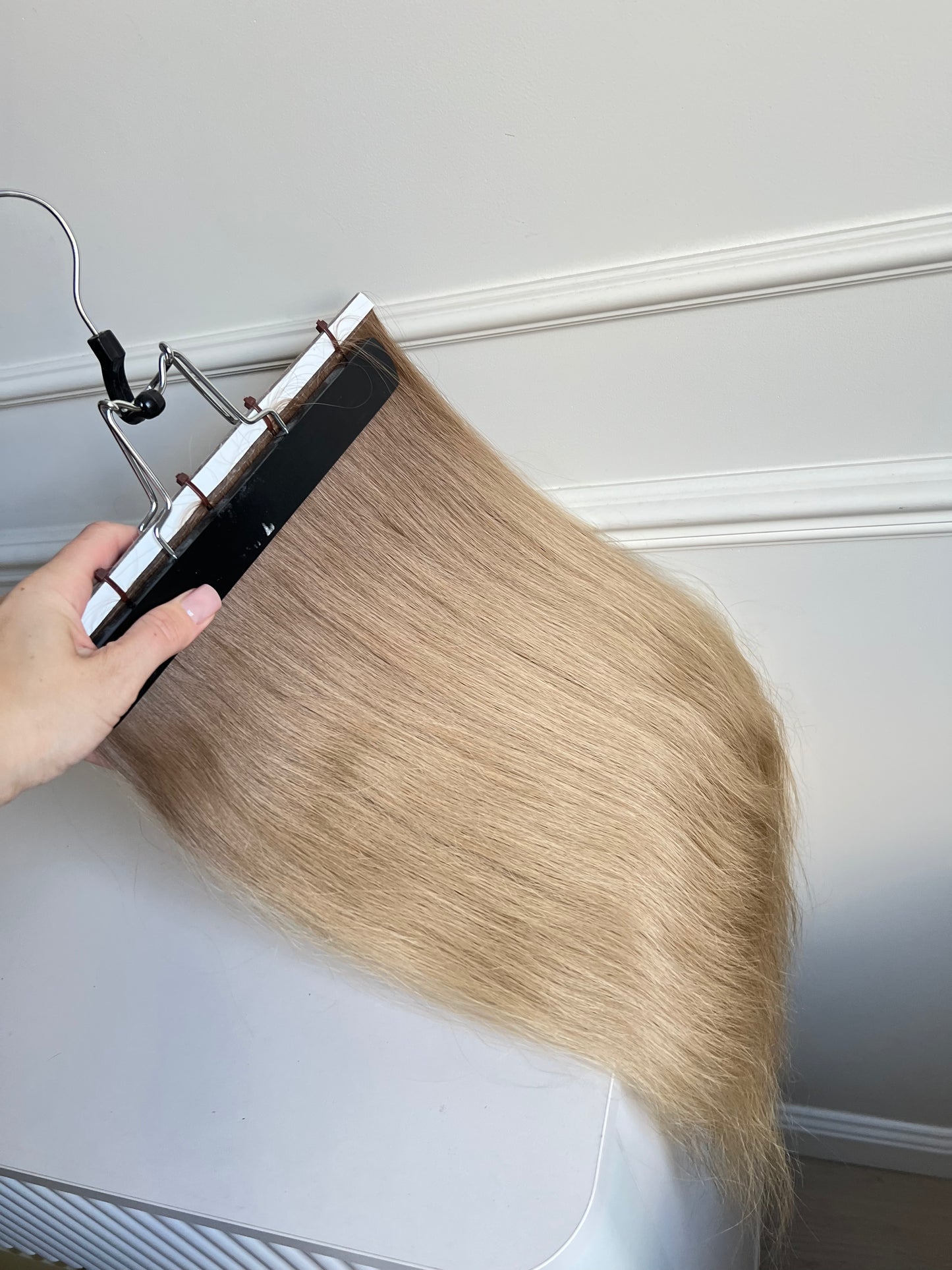 Włosy doczepiane słowiańskie biotaśmy 52 cm 75 g ombre ciemny Blond
